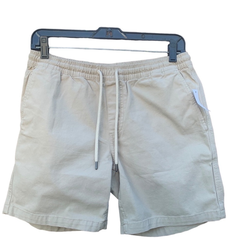 Good Thread men’s tan small shorts, nwt
